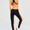 racerback-u-neck-bra-with-sports-pants-texas